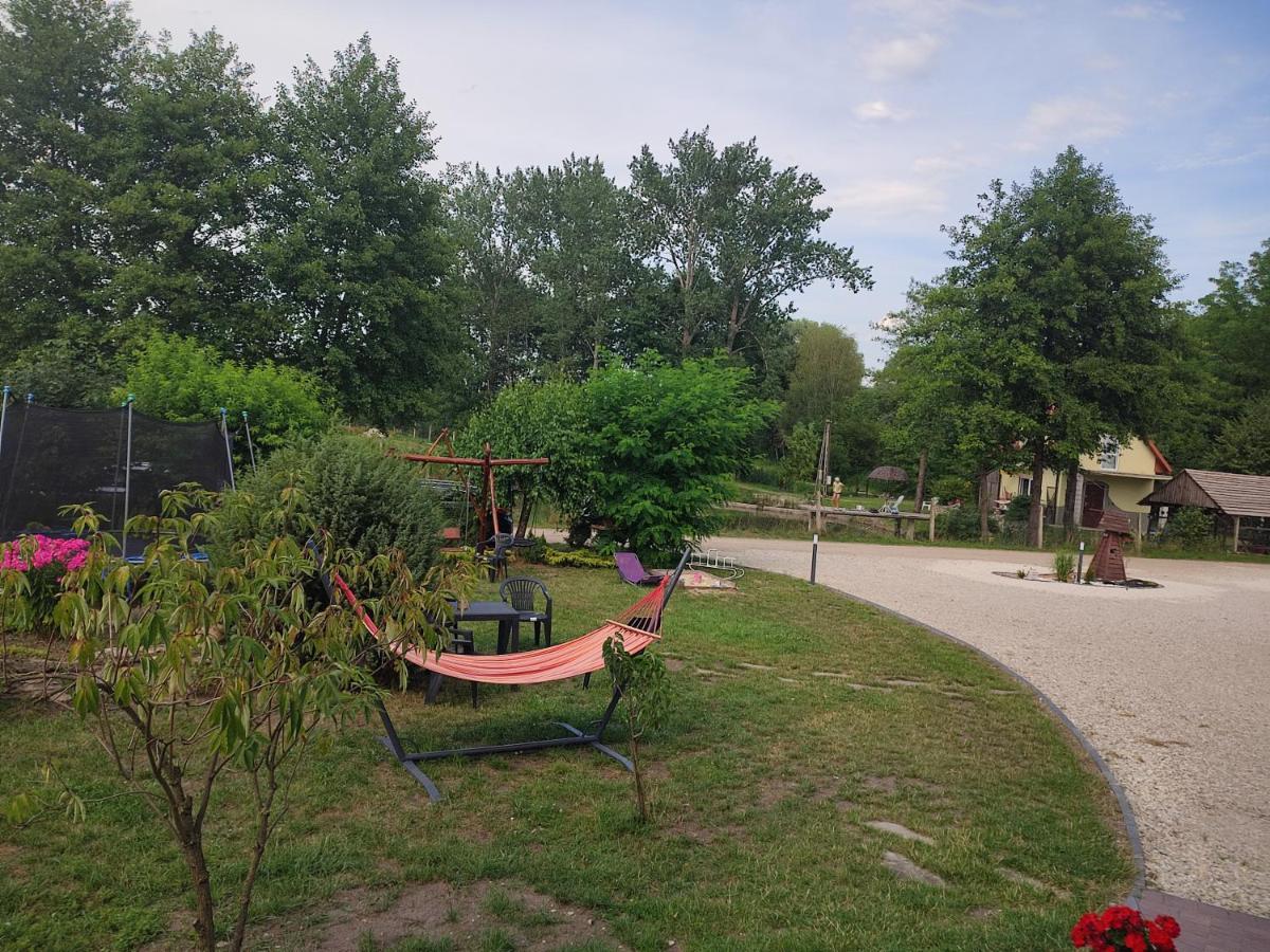 Вилла Agrowczasy Nad Stawem Gartatowice Экстерьер фото